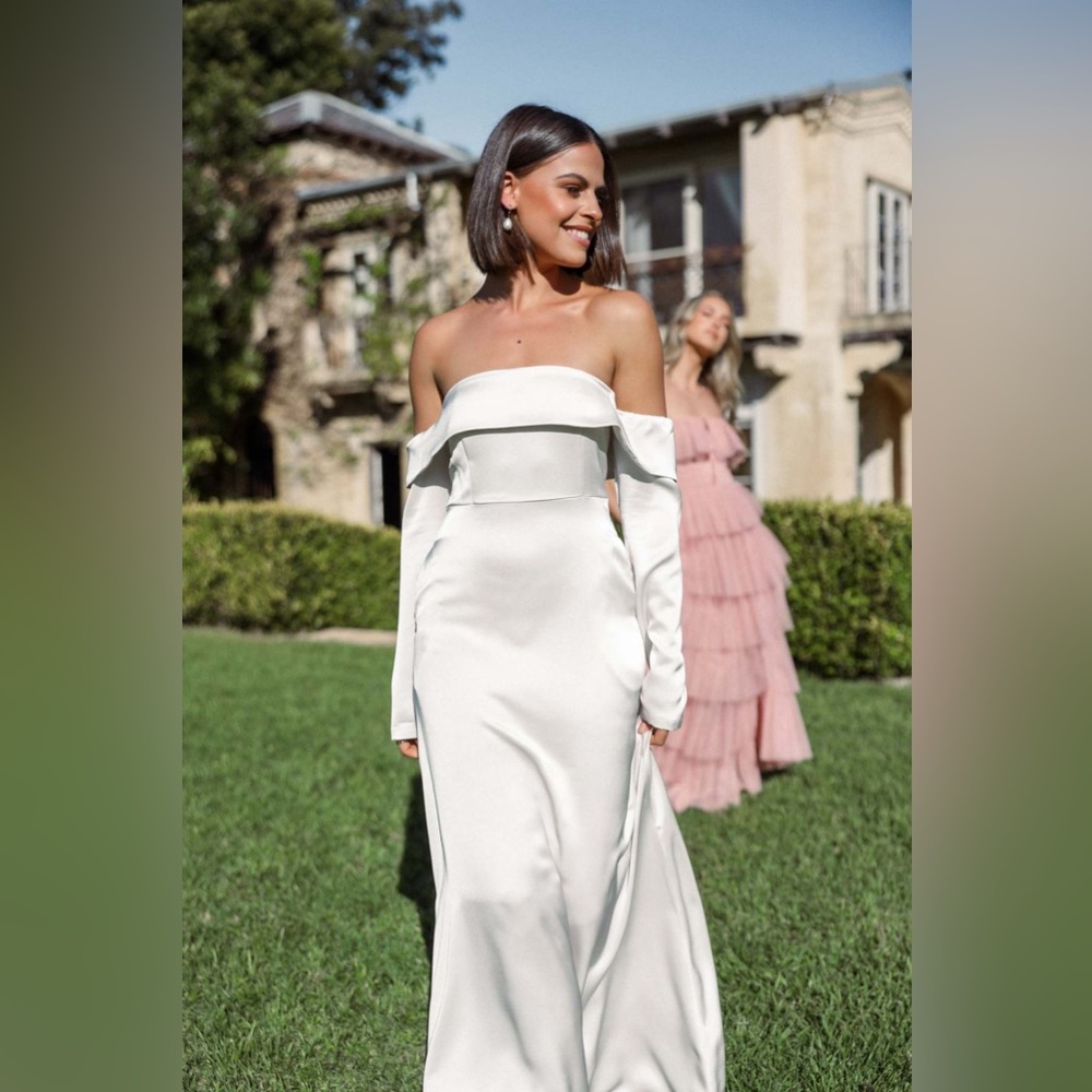 Petal & Pup Gigi Off Shoulder Maxi Dress